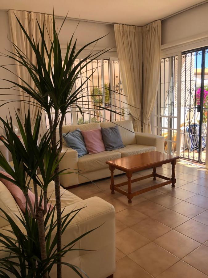 Charming 2 Bed Apartment Next To Cabopino Beach, Spain Marbella Exteriör bild